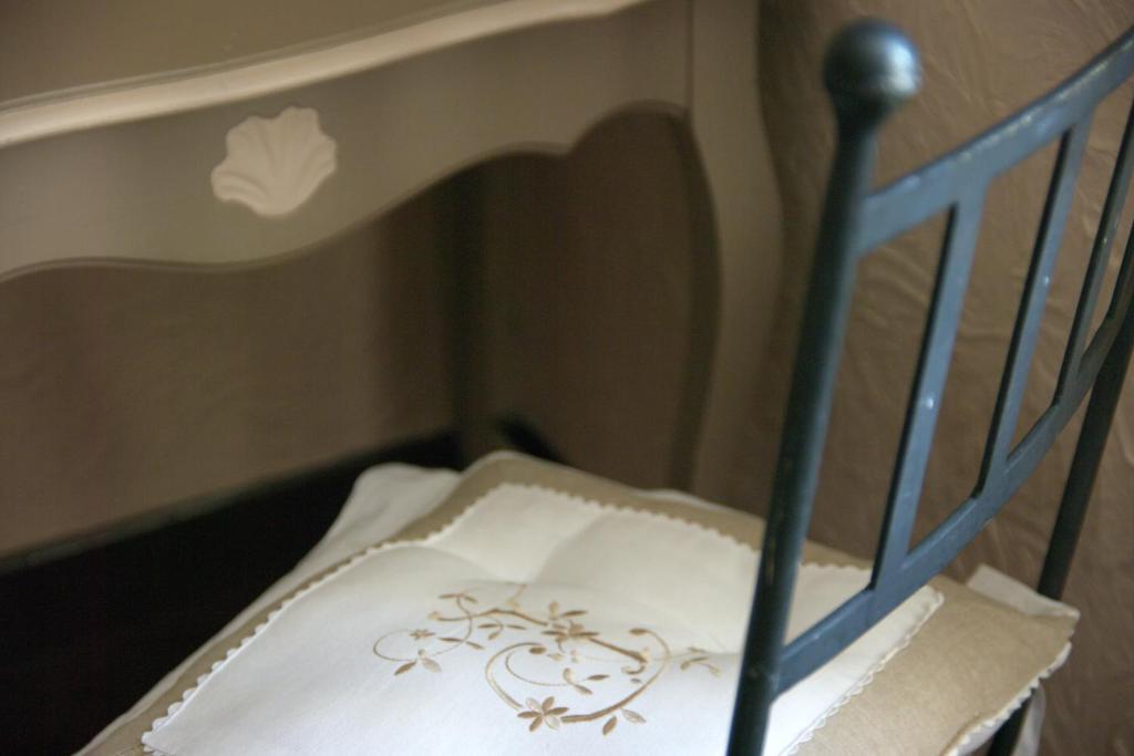 Hotel Du Cheval Blanc Saint-Rémy-de-Provence 外观 照片