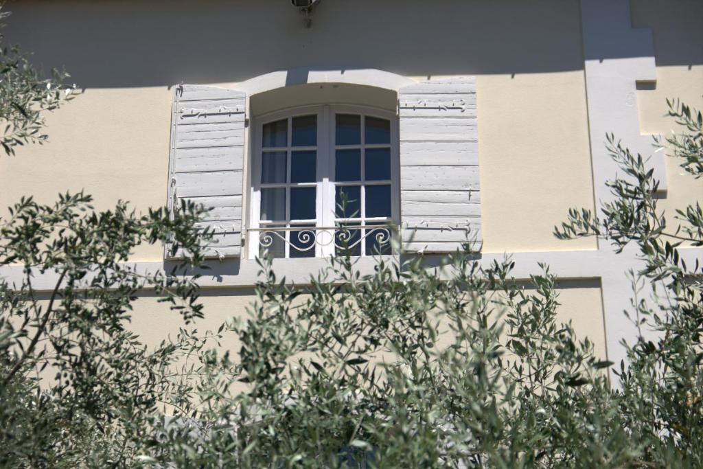 Hotel Du Cheval Blanc Saint-Rémy-de-Provence 外观 照片